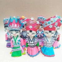 少数民族娃娃玩偶木人偶玩具布艺贵州旅游工艺品苗族特色饰品摆件